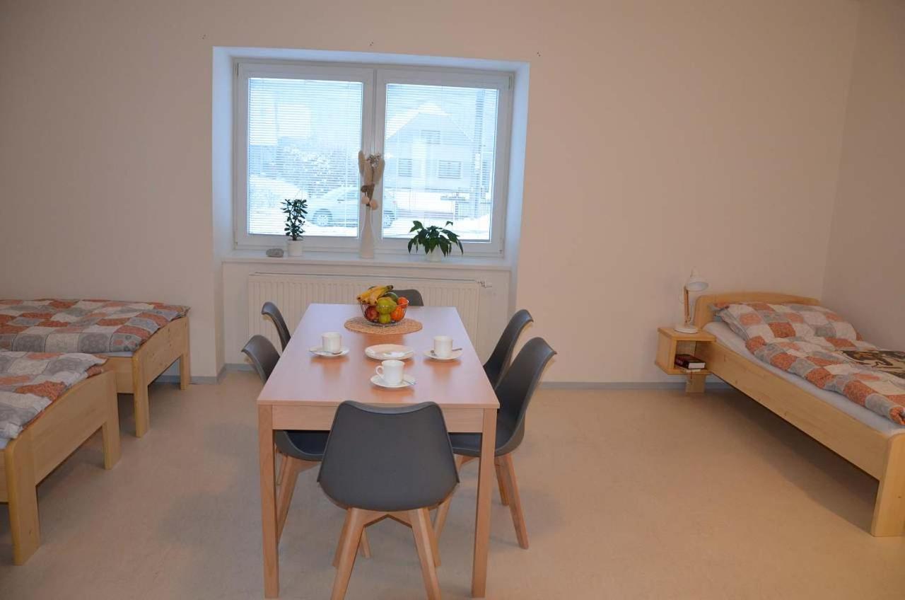 Apartmany Dalov Штернберк Екстер'єр фото