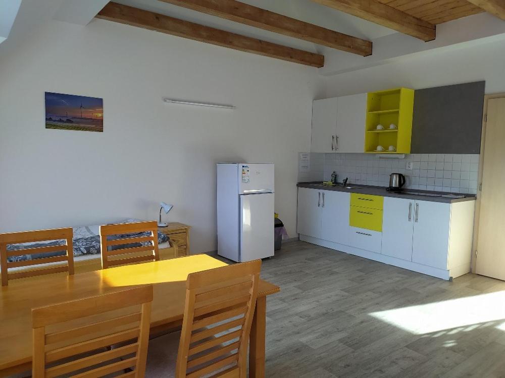 Apartmany Dalov Штернберк Екстер'єр фото
