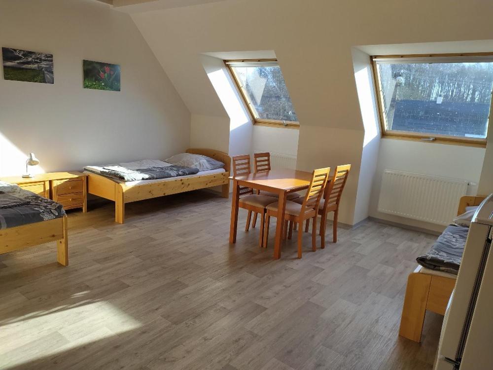 Apartmany Dalov Штернберк Екстер'єр фото